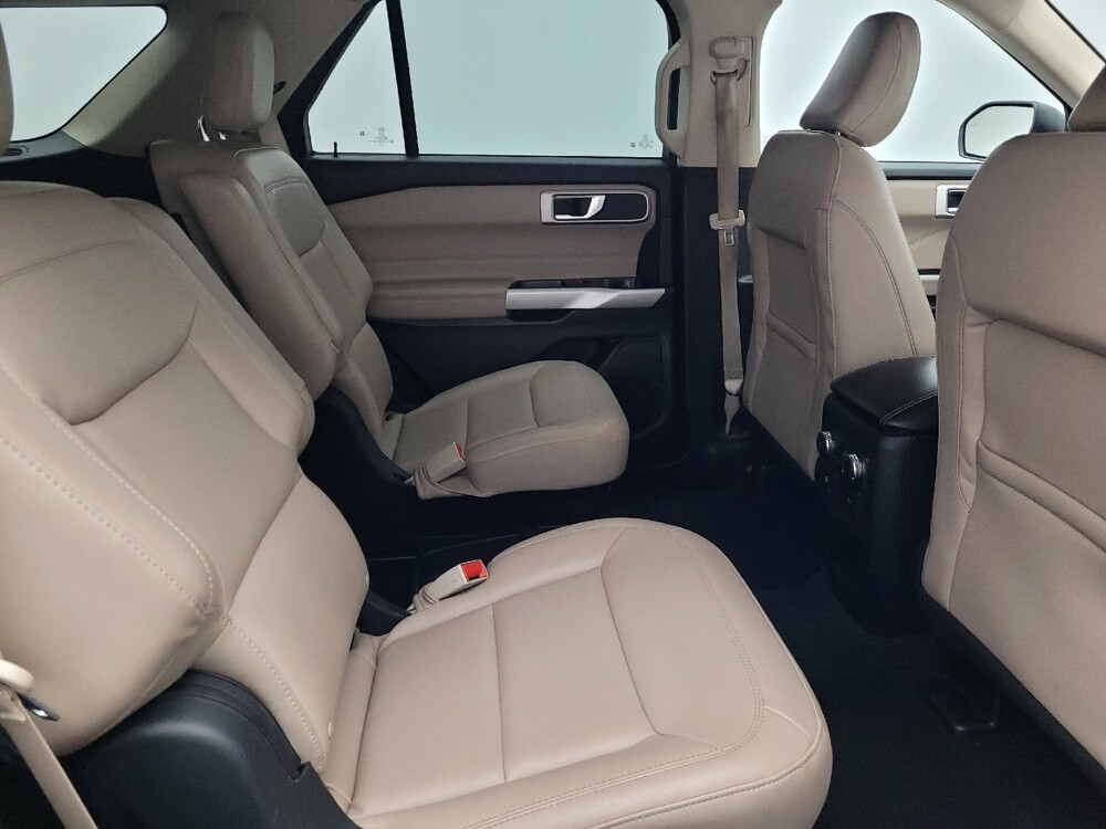 2021 Ford Explorer in Savannah, GA 31419 - 18122520 19