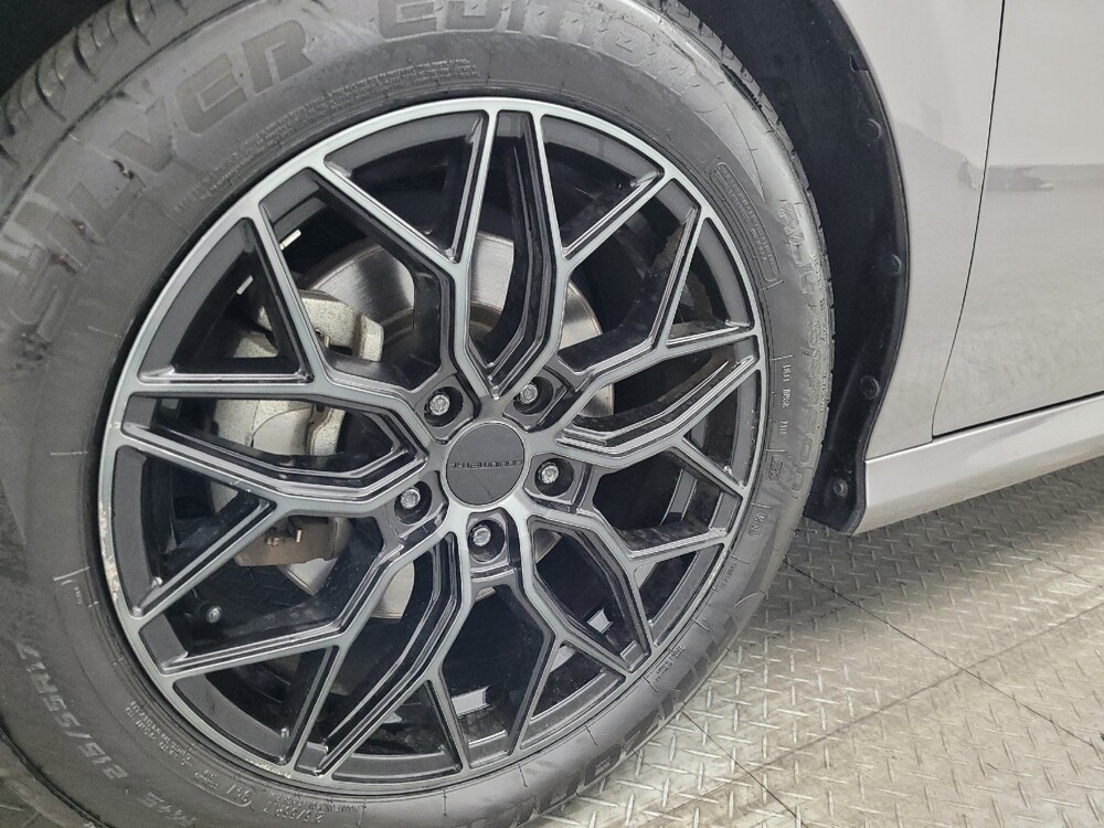 2020 Toyota Camry in Jacksonville, FL 32210 - 18122521 31