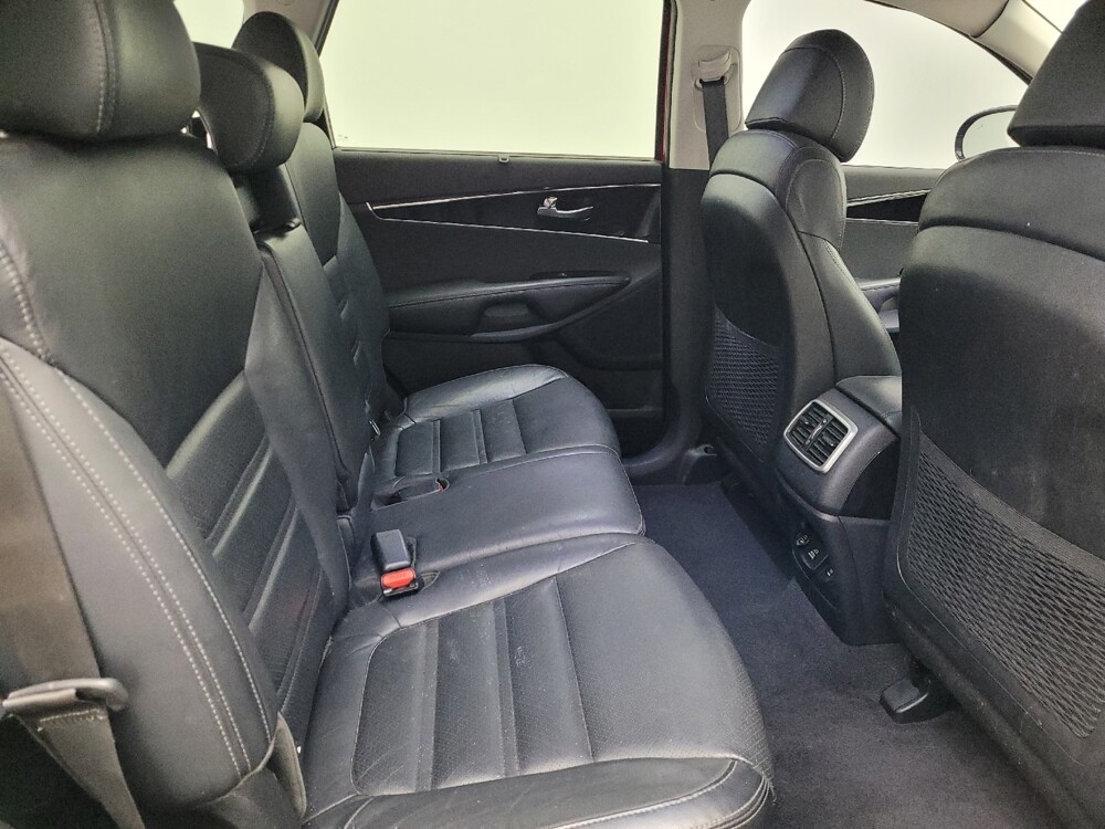 2017 Kia Sorento in Savannah, GA 31419 - 18122524 19