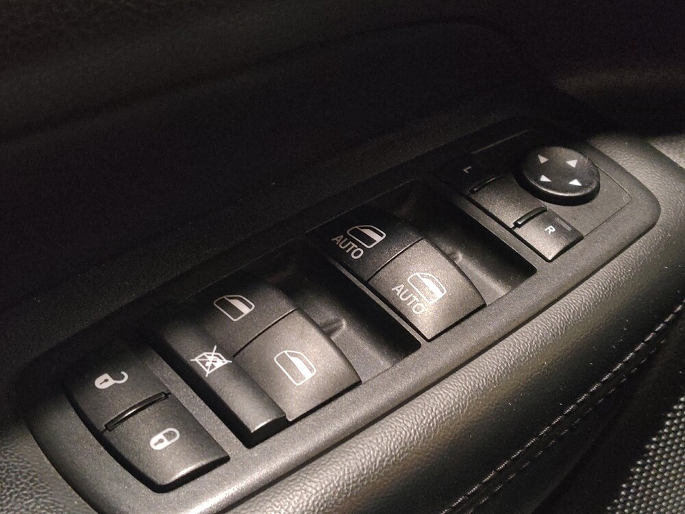 2019 Jeep Grand Cherokee in Savannah, GA 31419 - 18122527 27