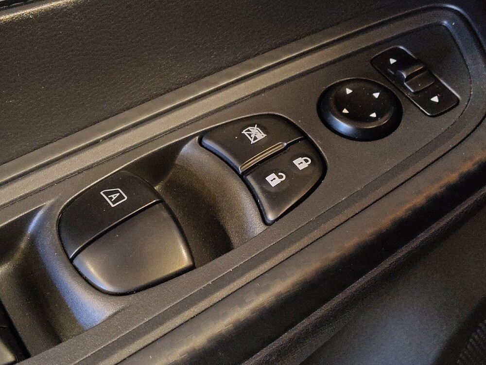 2025 Nissan Versa in Kissimmee, FL 34744 - 18122528 27