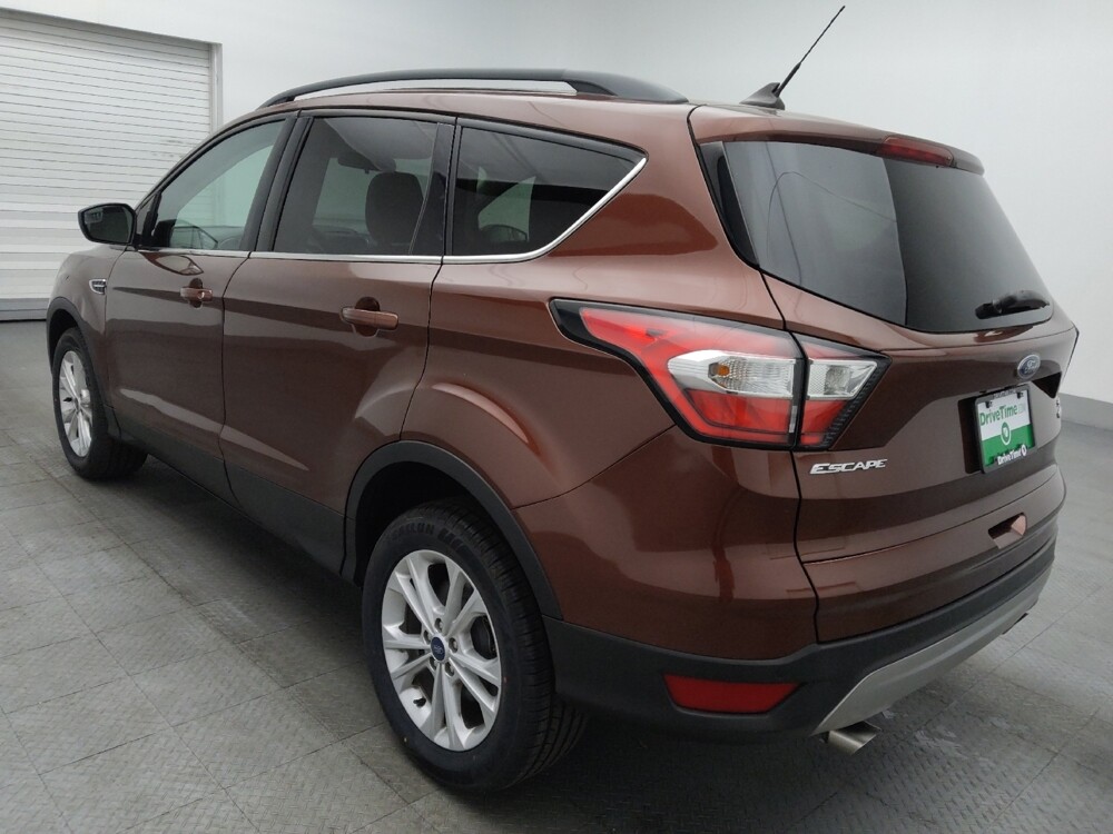 2018 Ford Escape in Metairie, LA 70006 - 18122529 5