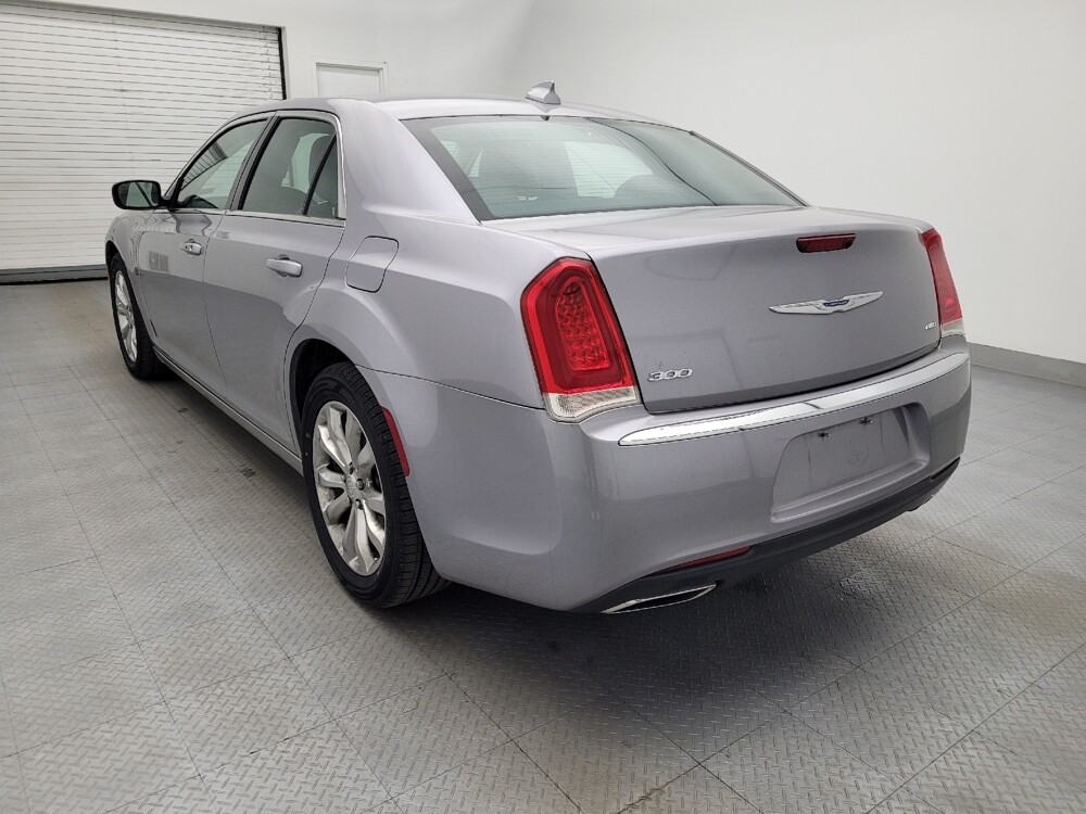 2017 Chrysler 300 in Winston-Salem, NC 27103 - 18122541 6