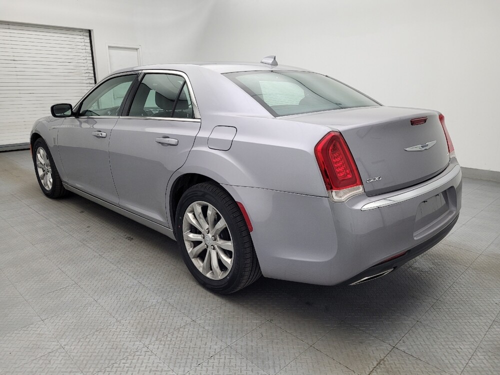 2017 Chrysler 300 in Winston-Salem, NC 27103 - 18122541 5