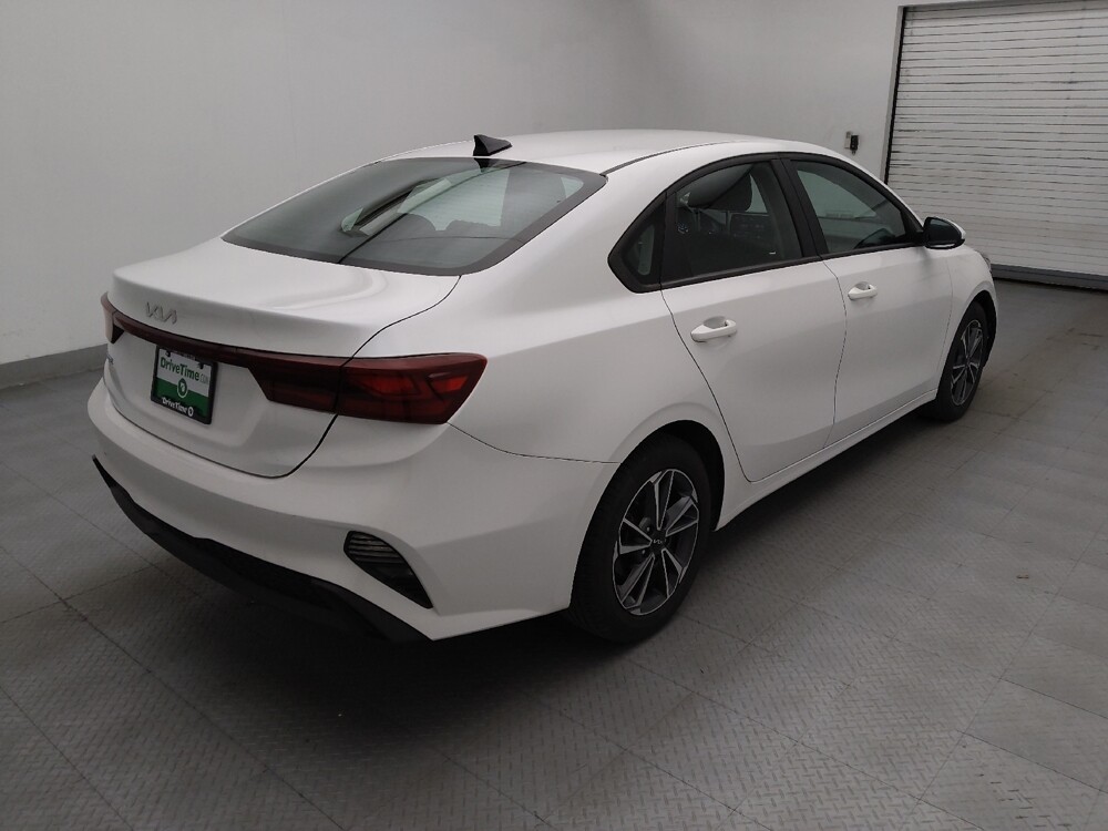 2022 Kia Forte in Columbia, SC 29210 - 18122546 9