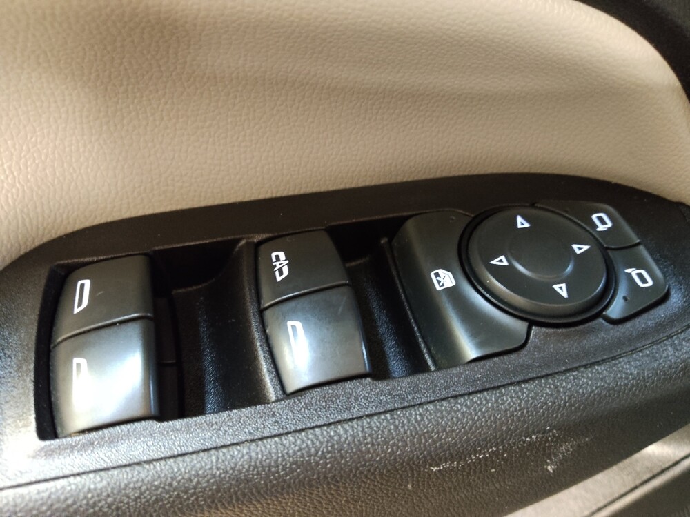 2019 Chevrolet Equinox in Fayetteville, NC 28304 - 18122556 27