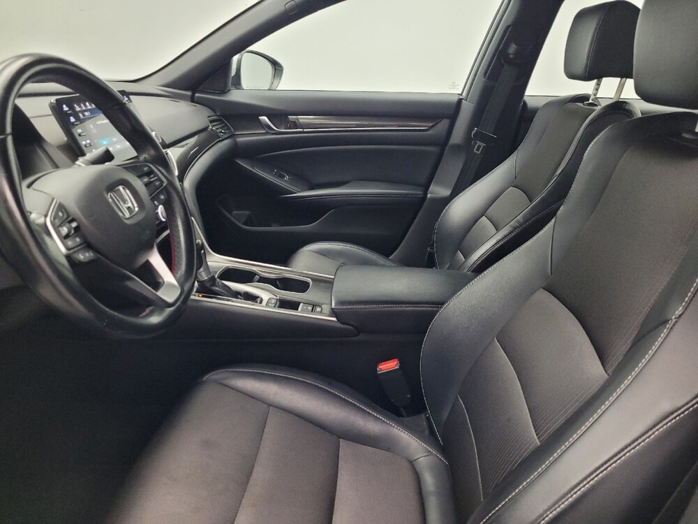 2018 Honda Accord in Madison, TN 37115 - 18122573 17