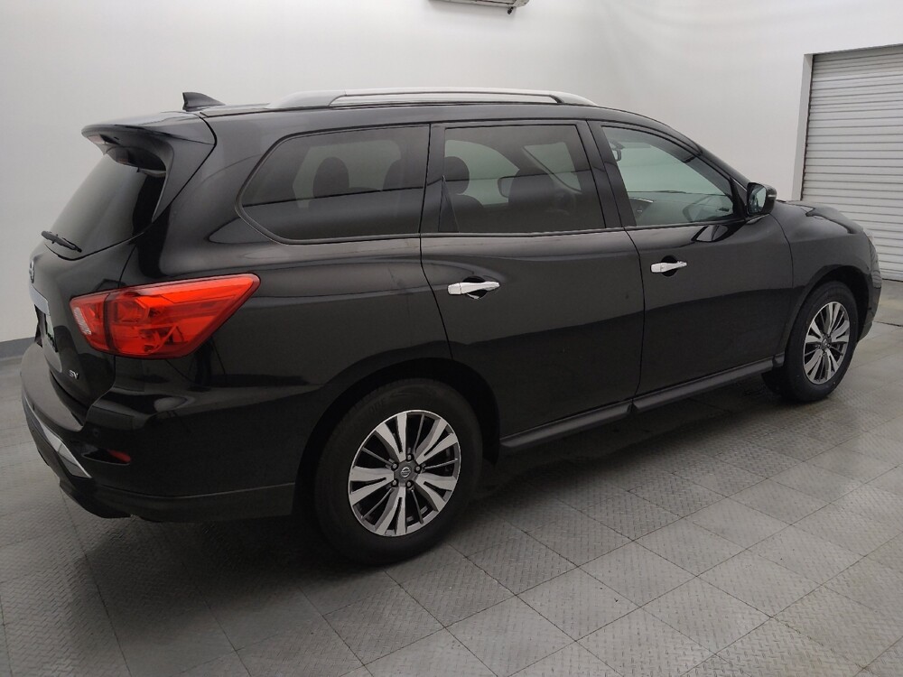 2020 Nissan Pathfinder in Metairie, LA 70006 - 18122586 10