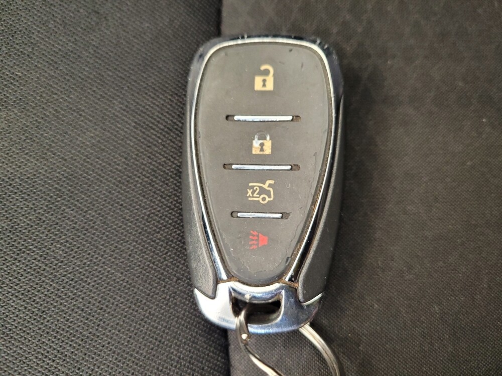 2016 Chevrolet Malibu in Miamisburg, OH 45342 - 18122593 32