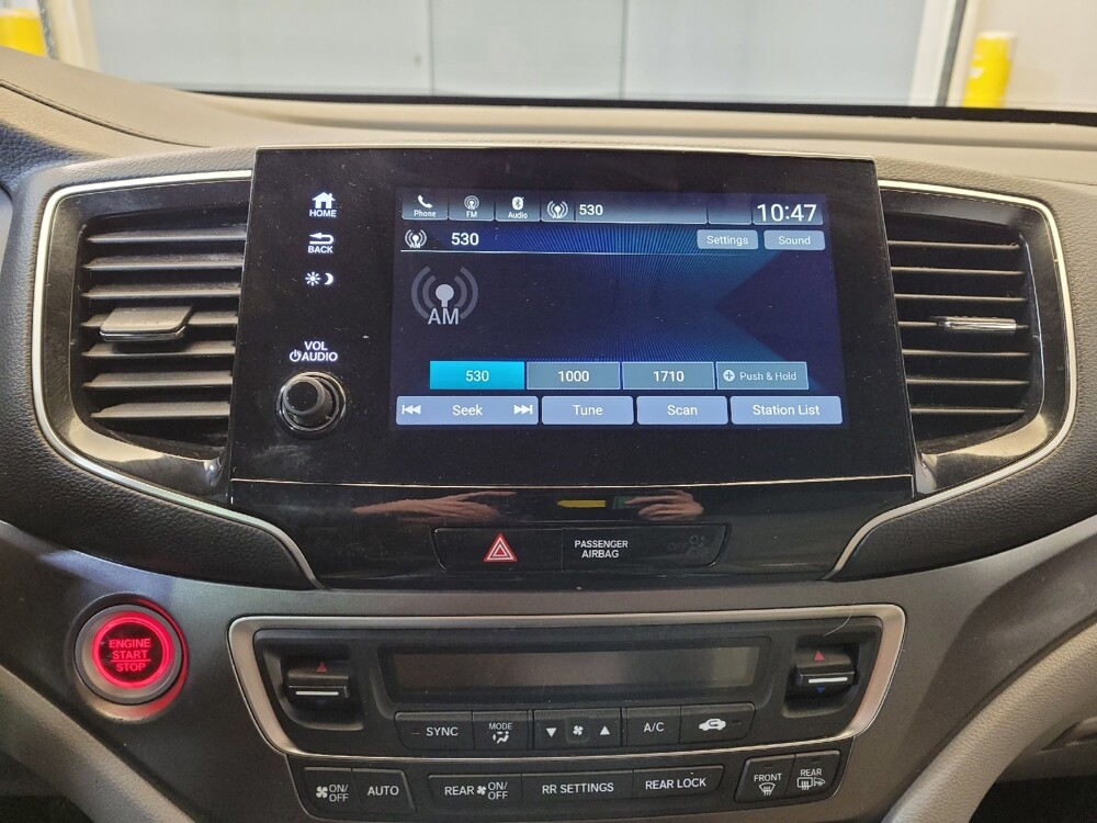 2020 Honda Pilot in Toledo, OH 43617 - 18122595 25