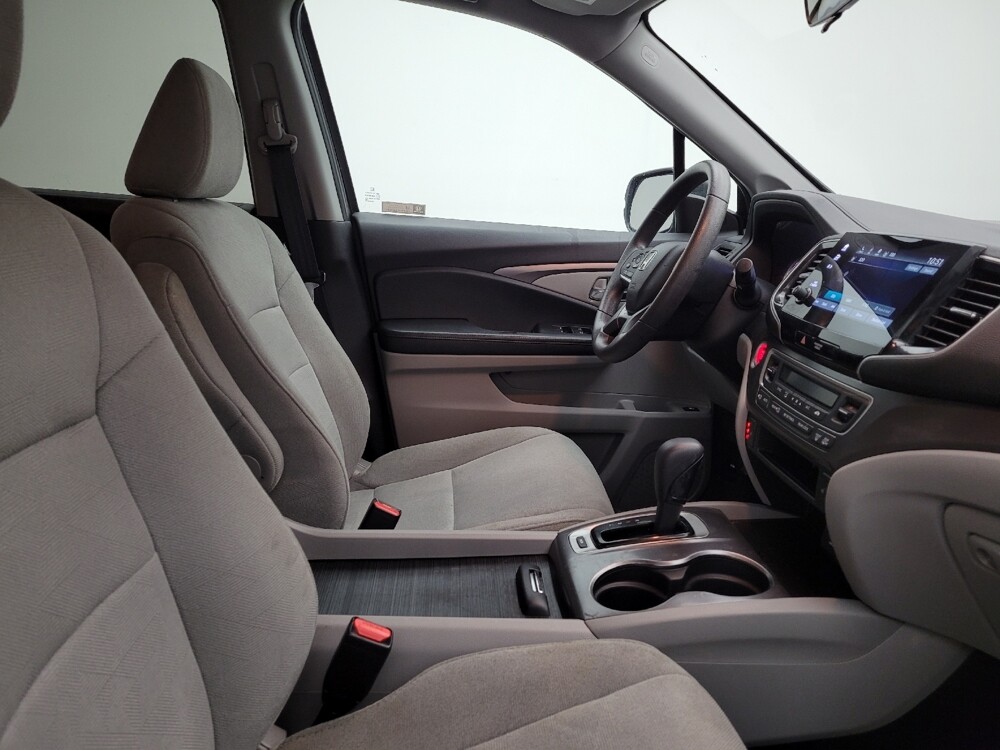 2020 Honda Pilot in Toledo, OH 43617 - 18122595 21