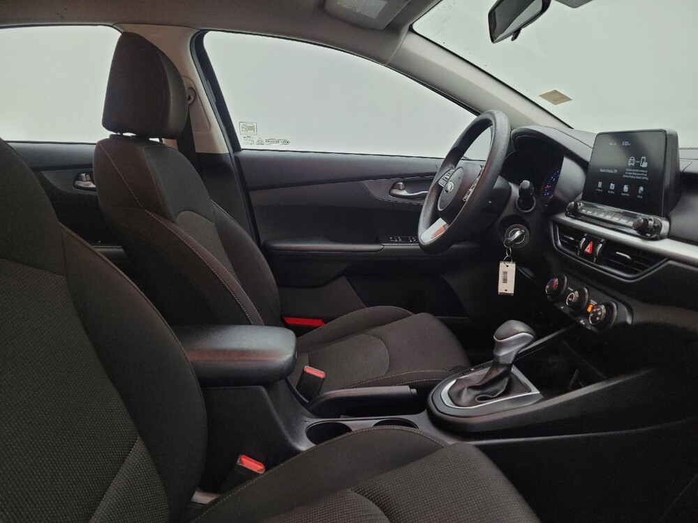 2021 Kia Forte in Toledo, OH 43617 - 18122597 21