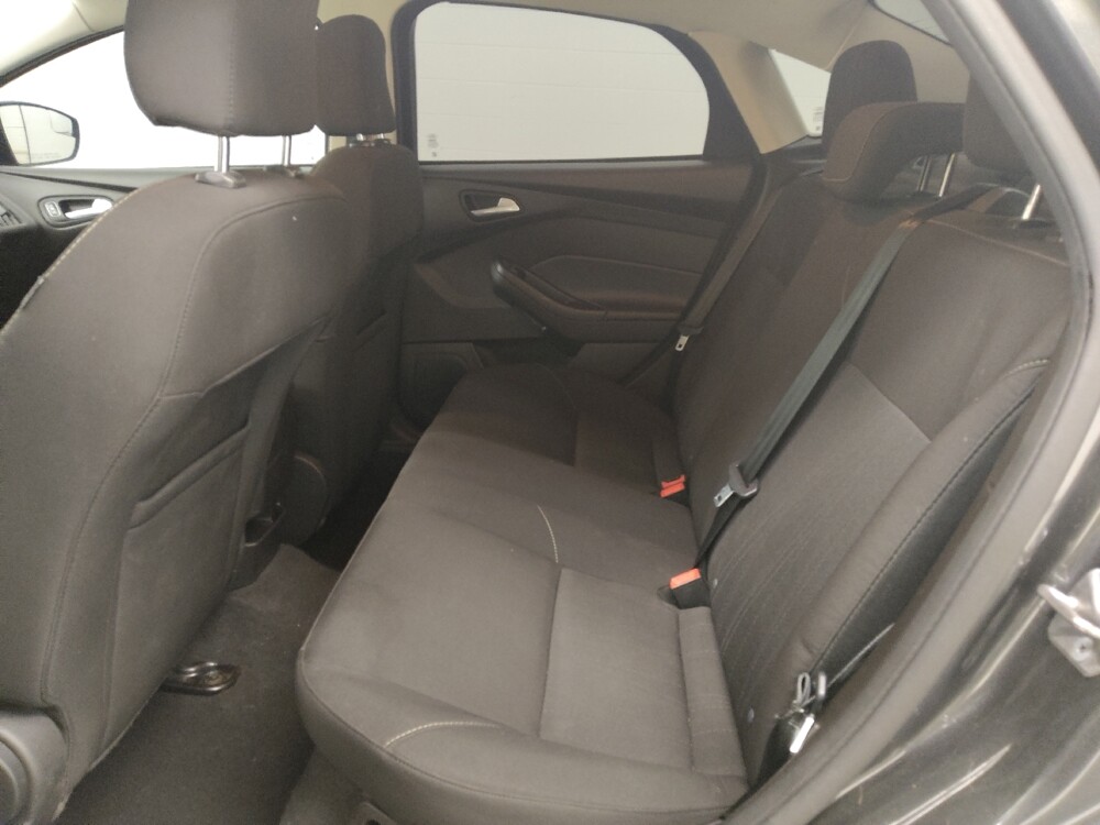 2016 Ford Focus in St. Louis, MO 63136 - 18122602 18