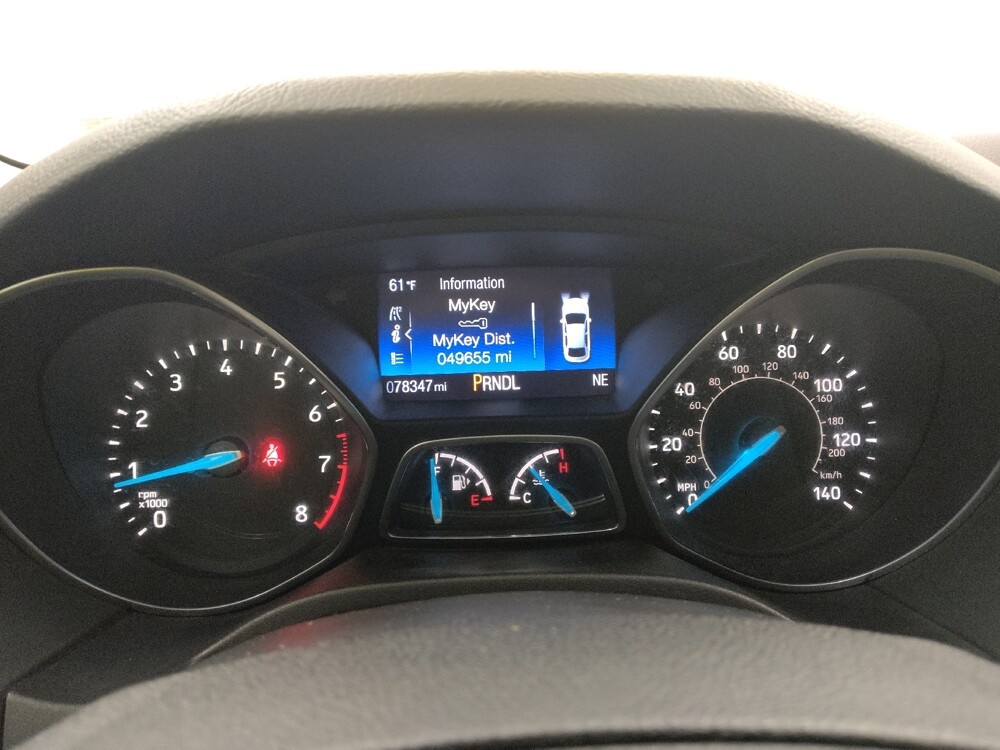 2016 Ford Focus in St. Louis, MO 63136 - 18122602 23