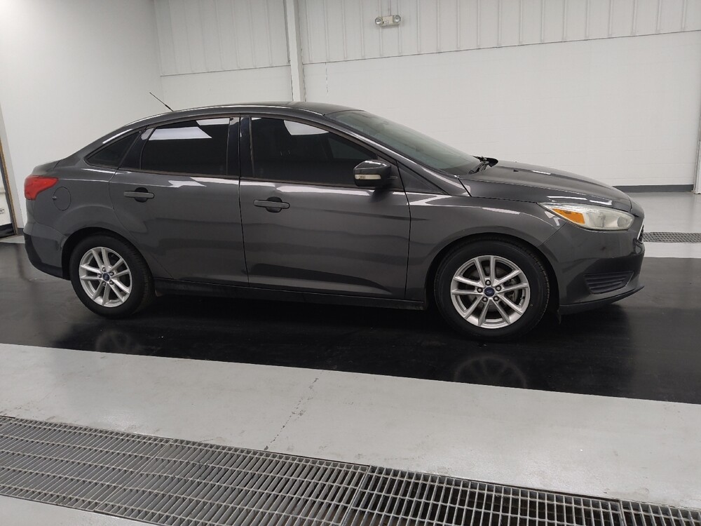 2016 Ford Focus in St. Louis, MO 63136 - 18122602 11