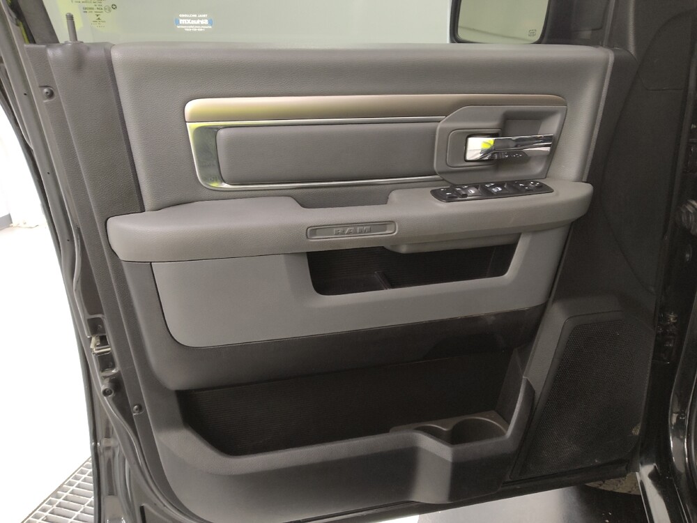 2018 RAM 1500 in St. Louis, MO 63136 - 18122603 27