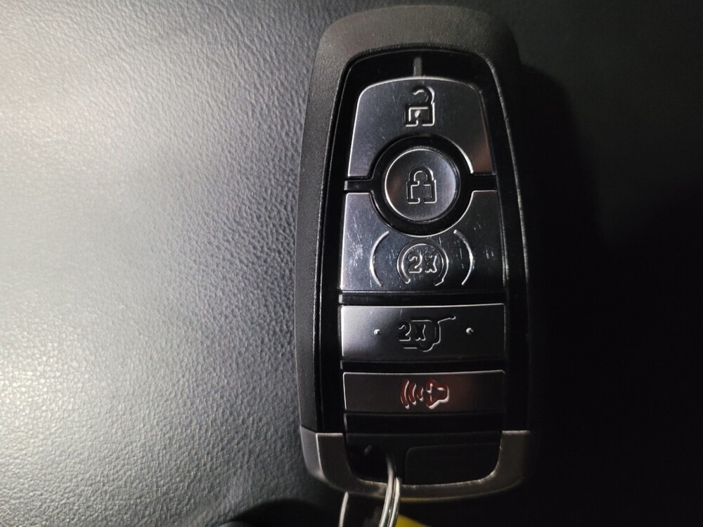 2020 Ford Explorer in Plymouth Meeting, PA 19462 - 18122608 32