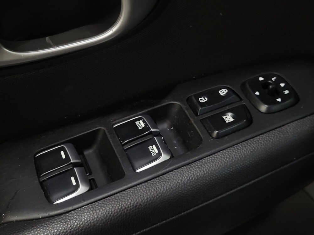 2019 Kia Soul in Williamstown, NJ 8094 - 18122613 27