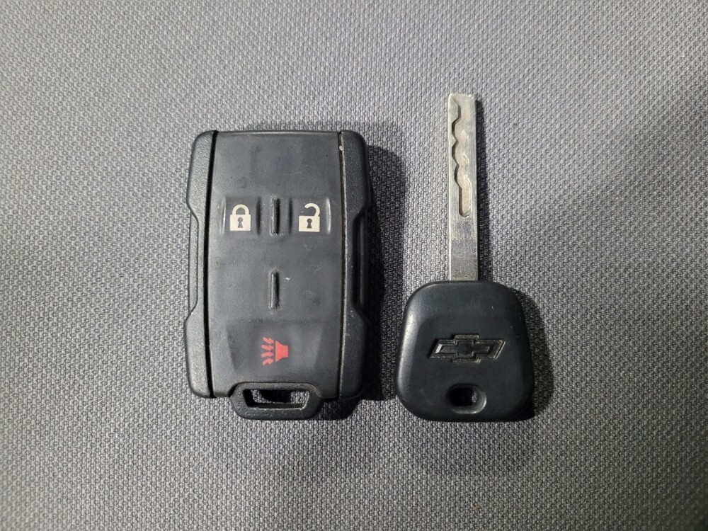 2017 Chevrolet Silverado 1500 in Richmond, VA 23235 - 18122623 32