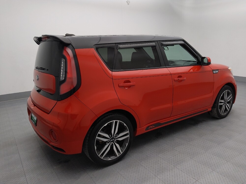 2019 Kia Soul in Wichita, KS 67207 - 18122626 10