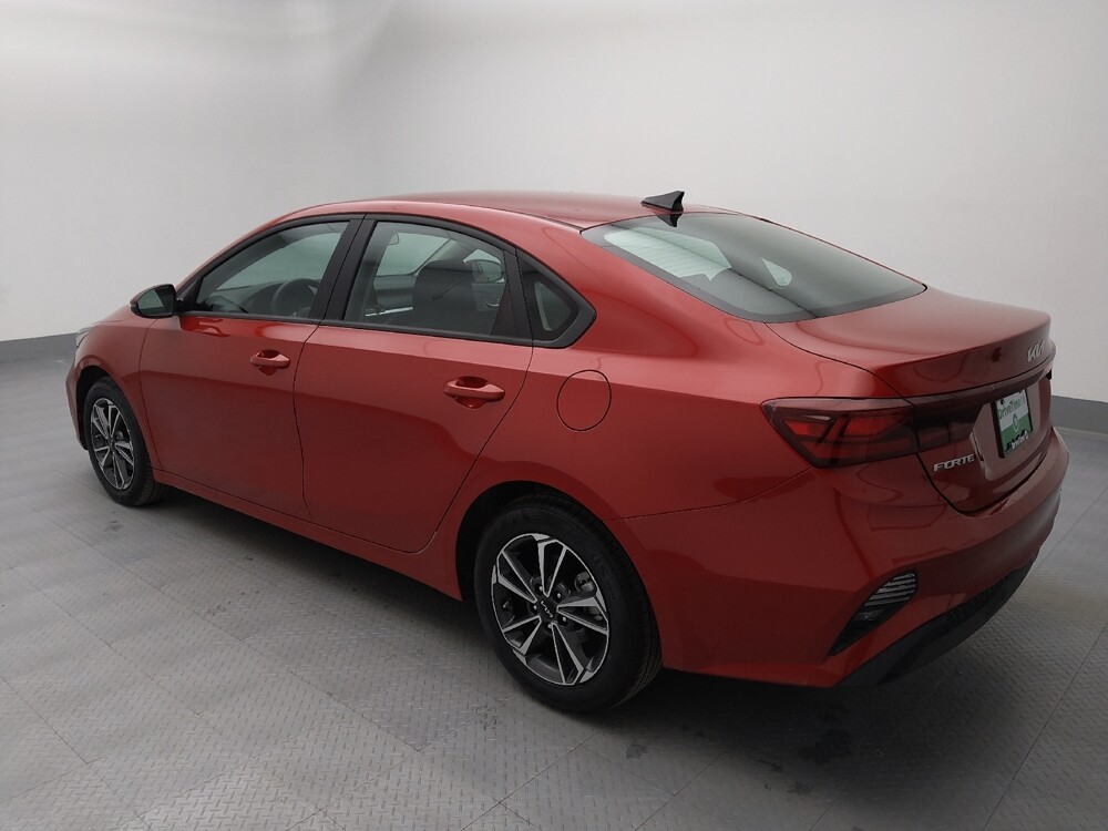 2024 Kia Forte in Independence, MO 64055 - 18122627 3