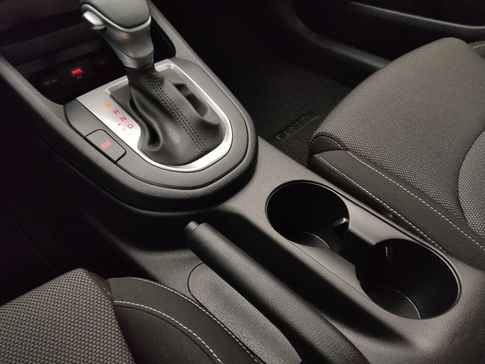 2024 Kia Forte in Independence, MO 64055 - 18122627 26