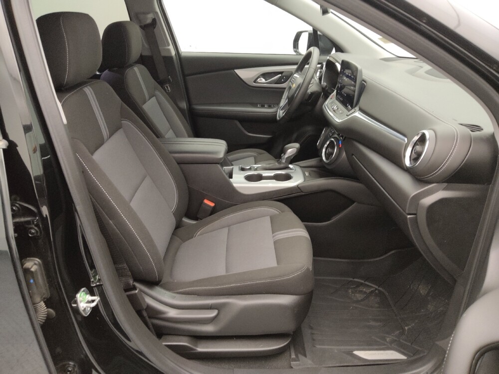 2024 Chevrolet Blazer in Independence, MO 64055 - 18122628 20