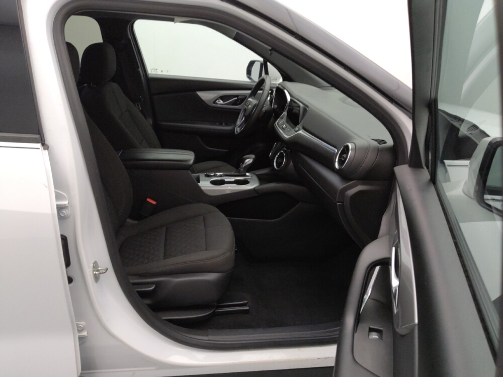 2021 Chevrolet Blazer in Springfield, MO 65807 - 18122629 21