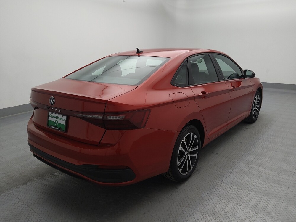 2025 Volkswagen Jetta in Gladstone, MO 64118 - 18122630 9