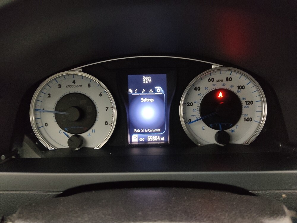 2016 Toyota Camry in Topeka, KS 66611 - 18122632 23