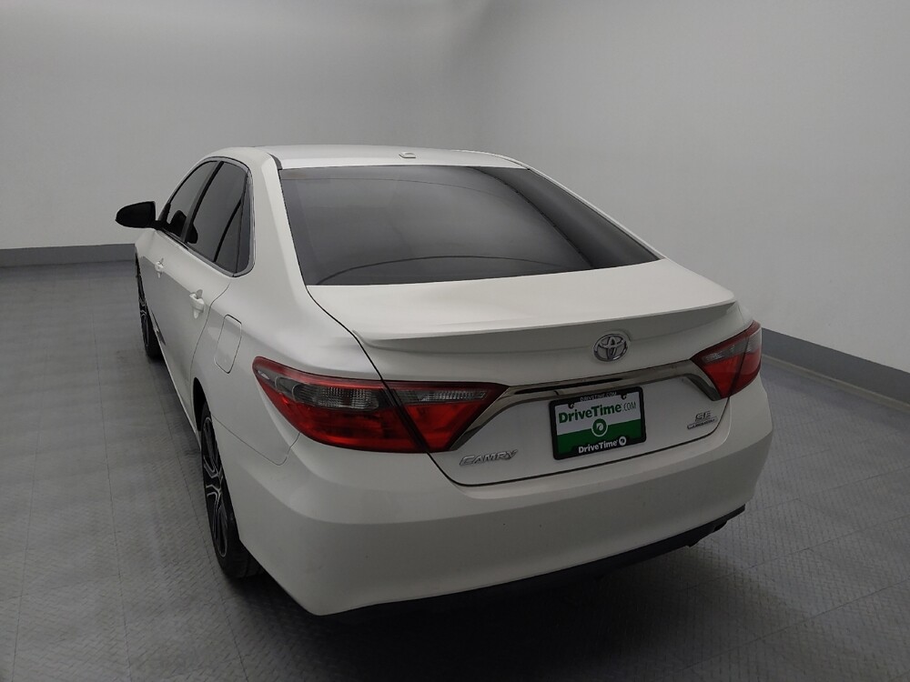 2016 Toyota Camry in Topeka, KS 66611 - 18122632 6