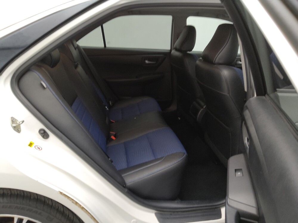 2016 Toyota Camry in Topeka, KS 66611 - 18122632 19