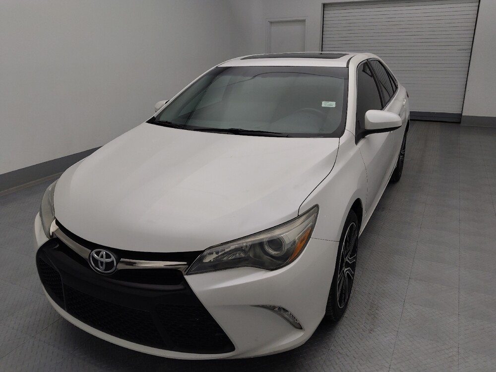 2016 Toyota Camry in Topeka, KS 66611 - 18122632 15