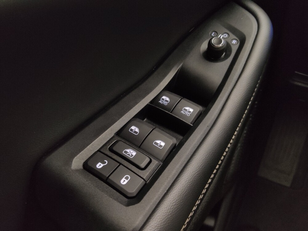 2023 Jeep Grand Cherokee in Independence, MO 64055 - 18122633 27