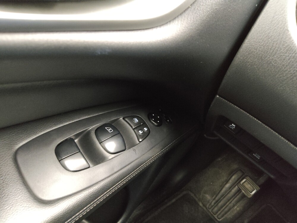 2020 Nissan Pathfinder in Springfield, MO 65807 - 18122634 27