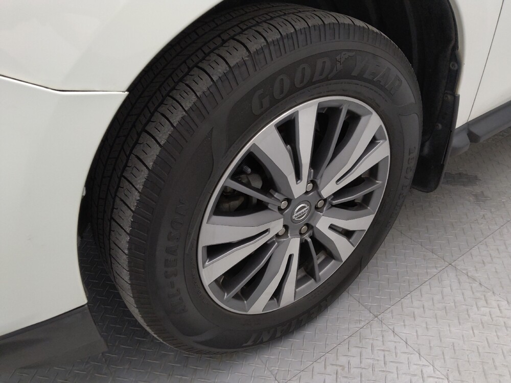 2020 Nissan Pathfinder in Springfield, MO 65807 - 18122634 31