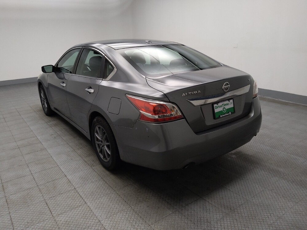 2015 Nissan Altima in Midlothian, IL 60445 - 18122635 5