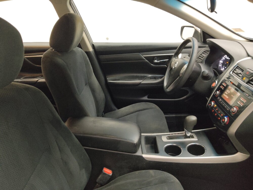 2015 Nissan Altima in Midlothian, IL 60445 - 18122635 21