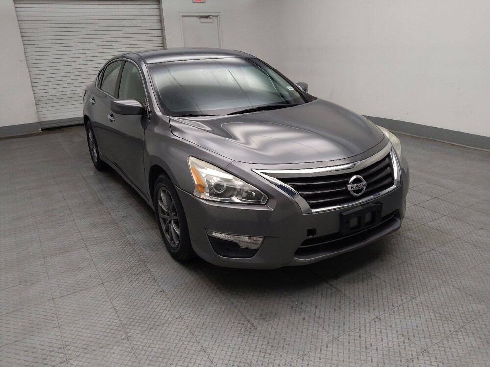2015 Nissan Altima in Midlothian, IL 60445 - 18122635 13