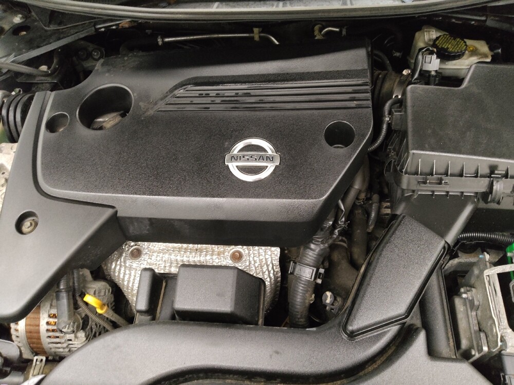 2015 Nissan Altima in Midlothian, IL 60445 - 18122635 30