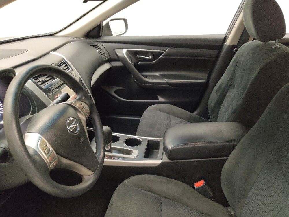 2015 Nissan Altima in Midlothian, IL 60445 - 18122635 17