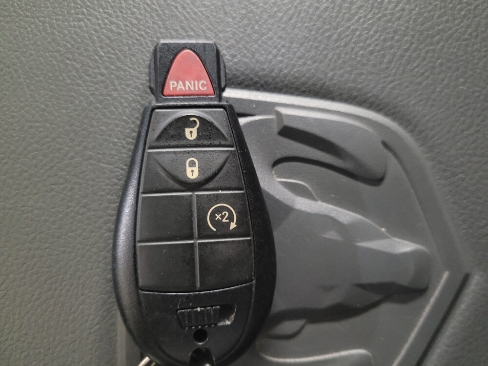 2014 RAM 1500 in Jackson, MS 39211 - 18122638 32