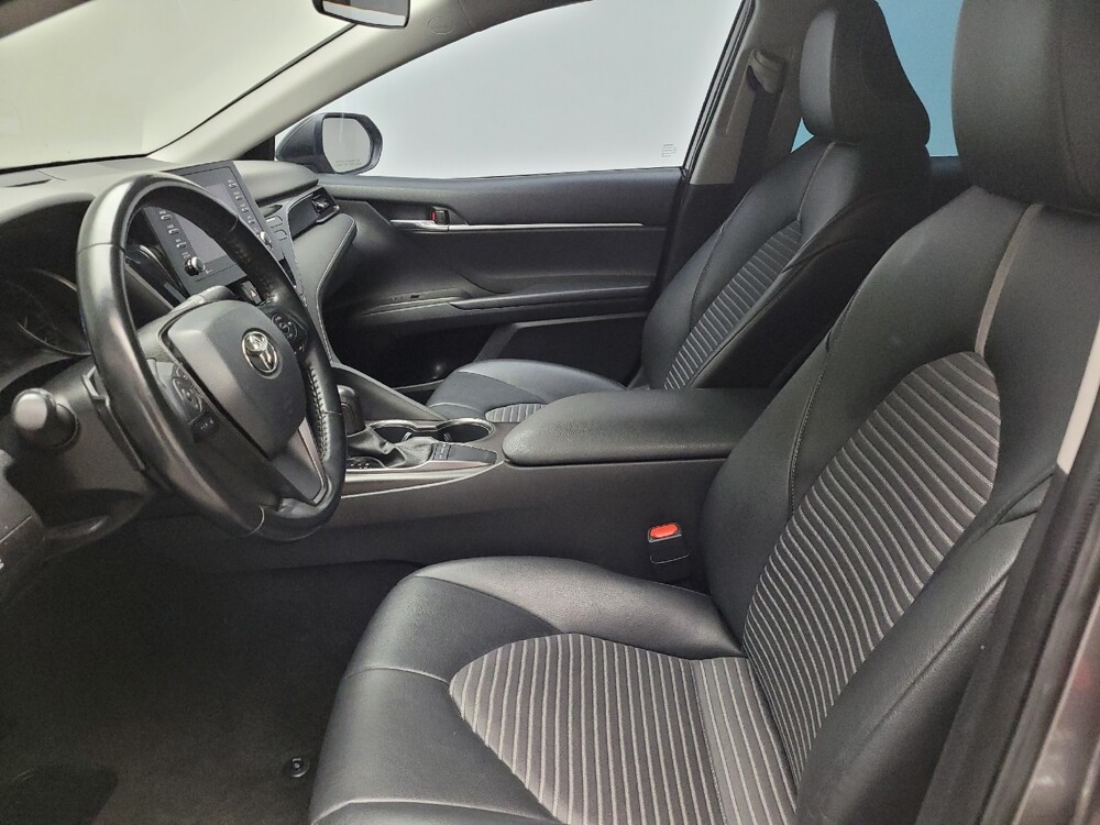 2022 Toyota Camry in Eastpointe, MI 48021 - 18122642 17