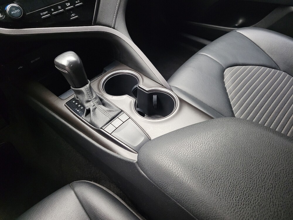 2022 Toyota Camry in Eastpointe, MI 48021 - 18122642 26