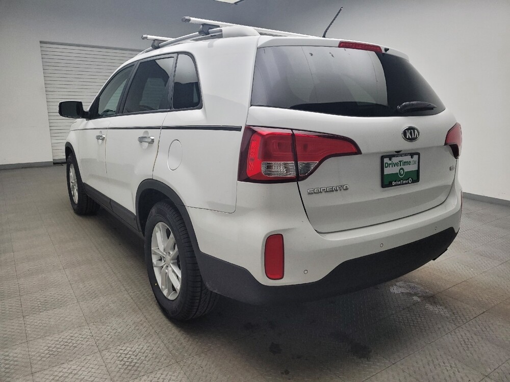 2015 Kia Sorento in Grand Rapids, MI 49508 - 18122643 5