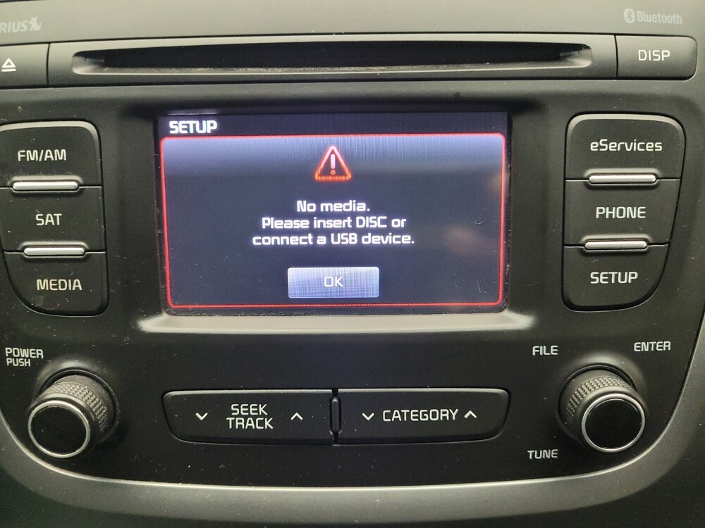 2015 Kia Sorento in Grand Rapids, MI 49508 - 18122643 25