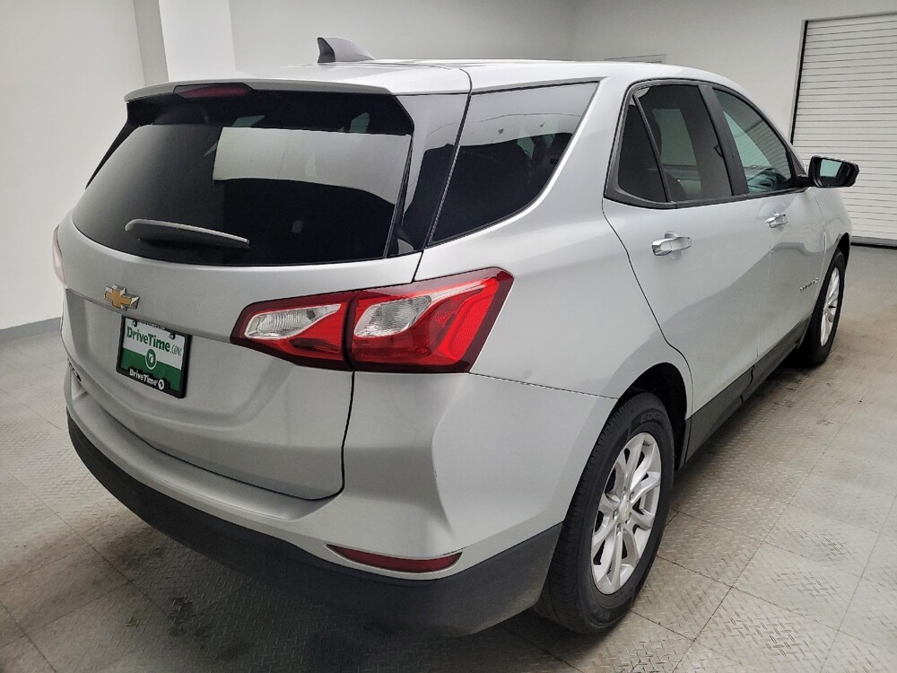 2020 Chevrolet Equinox in Eastpointe, MI 48021 - 18122644 9