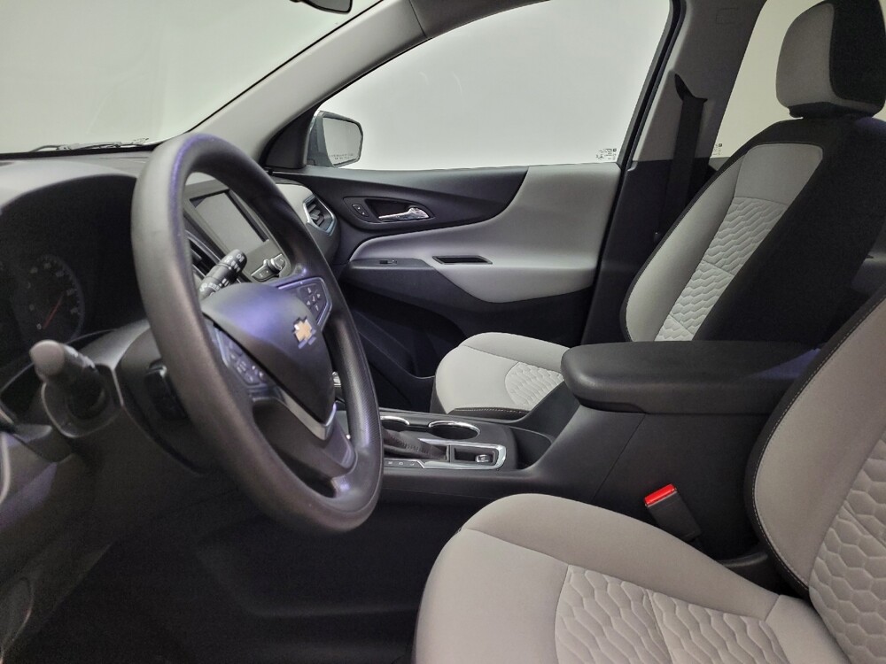 2020 Chevrolet Equinox in Eastpointe, MI 48021 - 18122644 17