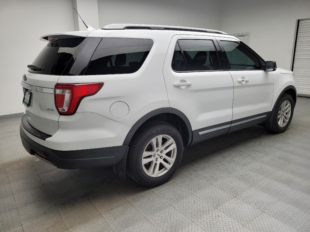 2019 Ford Explorer in Eastpointe, MI 48021 - 18122647 10