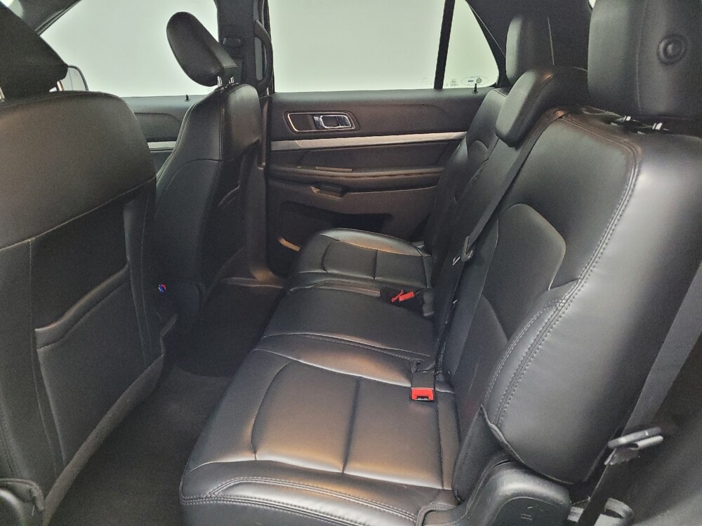 2019 Ford Explorer in Eastpointe, MI 48021 - 18122647 18